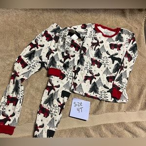 Christmas pajamas 4T